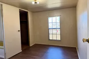 1211 W 4th St, Breckenridge, TX 76424 - Photo 13