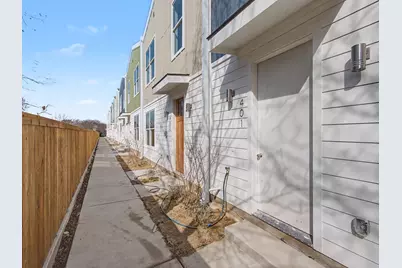 2925 Spruce Valley Lane #302, Dallas, TX 75233 - Photo 3