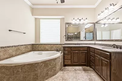 6942 Capella Park Avenue, Dallas, TX 75236 - Photo 17