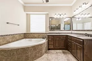 6942 Capella Park Ave, Dallas, TX 75236 - Photo 17