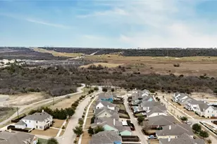 6942 Capella Park Ave, Dallas, TX 75236 - Photo 29