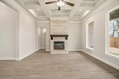 400 Sun Flower Court, Tolar, TX 76476 - Photo 9