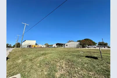 619 W Broadway Street, Gainesville, TX 76240 - Photo 5