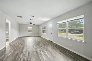 734 Thompson Dr, Lake Dallas, TX 75065 - Photo 23