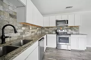 734 Thompson Dr, Lake Dallas, TX 75065 - Photo 21