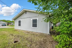 734 Thompson Dr, Lake Dallas, TX 75065 - Photo 25