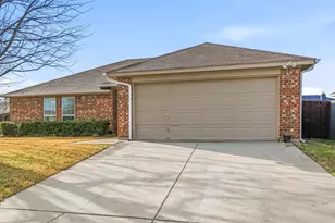 501 Nathan St, Saginaw, TX 76179 - Photo 3