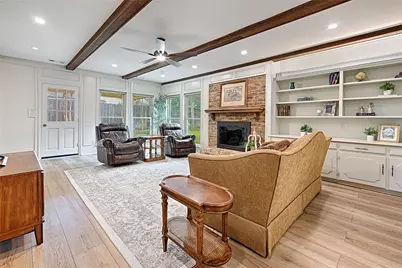 2706 Peach Tree Drive, Carrollton, TX 75006 - Photo 15