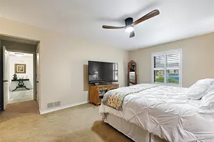 2706 Peach Tree Dr, Carrollton, TX 75006 - Photo 17