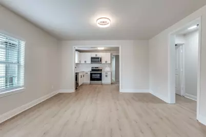 2415 Dathe Street, Dallas, TX 75215 - Photo 7