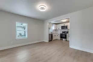 2415 Dathe St, Dallas, TX 75215 - Photo 9