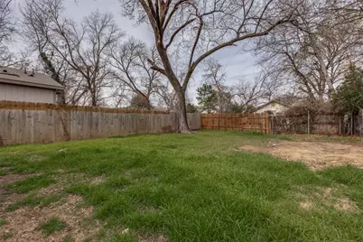 2415 Dathe Street, Dallas, TX 75215 - Photo 23