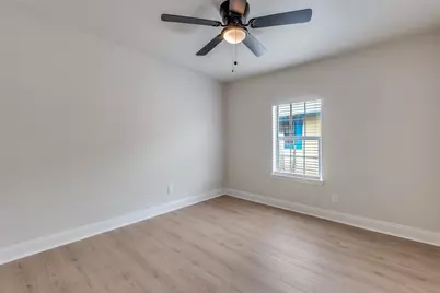 2415 Dathe Street, Dallas, TX 75215 - Photo 19