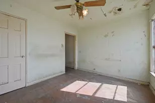 4242 Aero Dr, Dallas, TX 75209 - Photo 21