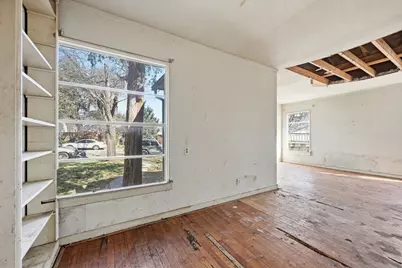 4242 Aero Drive, Dallas, TX 75209 - Photo 9