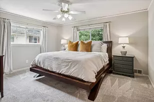 8635 Capri Dr, Dallas, TX 75238 - Photo 27