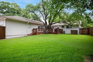 8635 Capri Dr, Dallas, TX 75238 - Photo 37