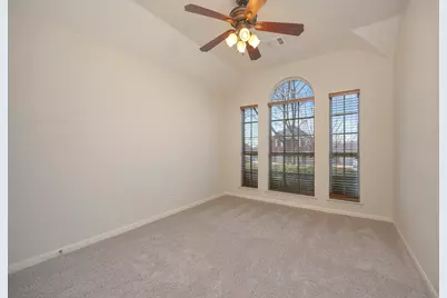 7928 Parkwood Plaza Drive, Fort Worth, TX 76137 - Photo 19