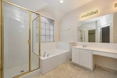 7928 Parkwood Plaza Drive, Fort Worth, TX 76137 - Photo 15