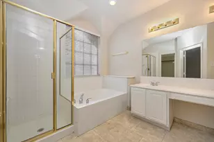 7928 Parkwood Plaza Dr, Fort Worth, TX 76137 - Photo 15