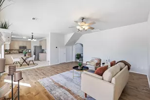 4704 Ericksen Dr, Carrollton, TX 75010 - Photo 11