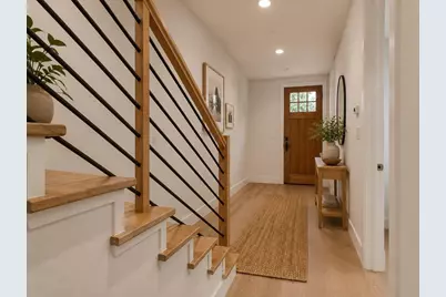 2925 Spruce Valley Lane #402, Dallas, TX 75233 - Photo 3