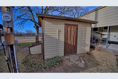 858 Ford Road, Bowie, TX 76230 - Photo 37