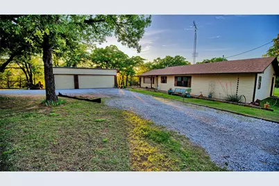 858 Ford Road, Bowie, TX 76230 - Photo 17