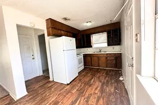 203 W 5th St, Kennedale, TX 76060 - Photo 5