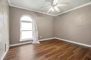 750 Greenhill Ln, Grand Prairie, TX 75052 - Photo 21