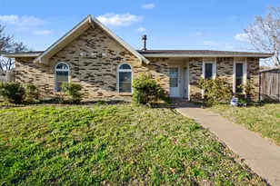 750 Greenhill Ln, Grand Prairie, TX 75052 - Photo 1