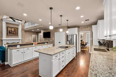 6745 Clear Spring Drive, Fort Worth, TX 76132 - Photo 9