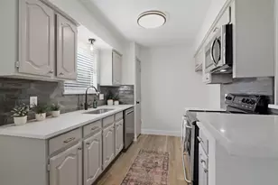 7936 Sunrise Dr, Watauga, TX 76148 - Photo 9