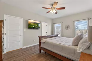 800 E Northside Dr, Pilot Point, TX 76258 - Photo 13