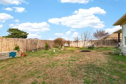 800 E Northside Drive, Pilot Point, TX 76258 - Photo 29