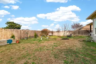 800 E Northside Dr, Pilot Point, TX 76258 - Photo 29