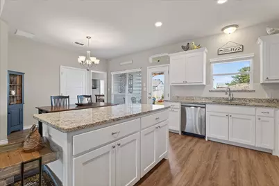 800 E Northside Drive, Pilot Point, TX 76258 - Photo 9