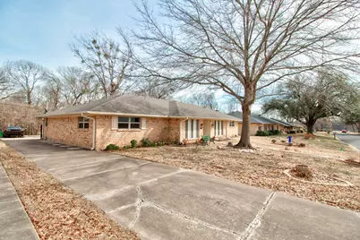 2331 Brookhaven Drive, Denison, TX 75020 - Photo 3