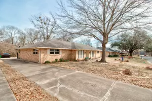 2331 Brookhaven Dr, Denison, TX 75020 - Photo 3