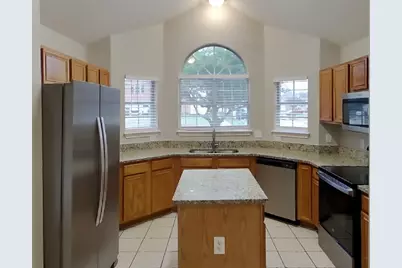 1508 Creekpark Court, Arlington, TX 76018 - Photo 5