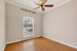 1505 Boundbrook Ln, Irving, TX 75060 - Photo 17