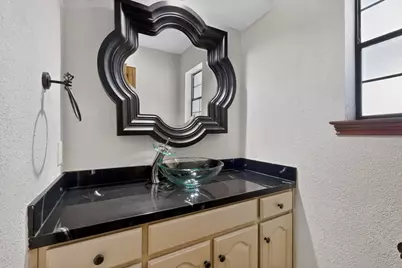 1505 Boundbrook Lane, Irving, TX 75060 - Photo 25