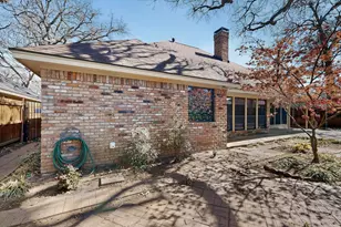 1505 Boundbrook Ln, Irving, TX 75060 - Photo 29