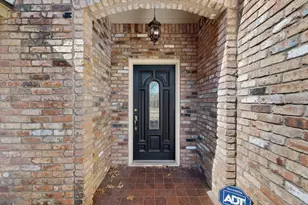 1505 Boundbrook Ln, Irving, TX 75060 - Photo 3