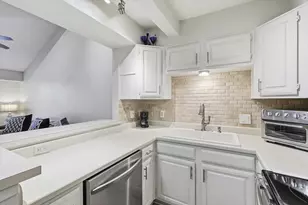 2505 Shady Ridge Dr, Bedford, TX 76021 - Photo 5