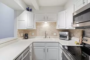 2505 Shady Ridge Dr, Bedford, TX 76021 - Photo 3