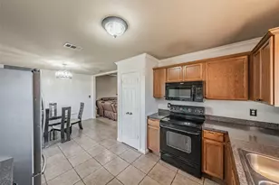 2315 Rogers Ave, Lancaster, TX 75134 - Photo 13