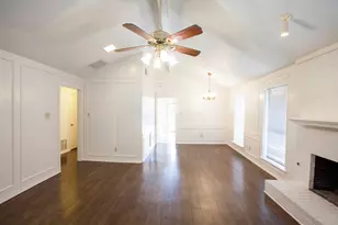 2025 Lorient Dr, Carrollton, TX 75007 - Photo 29