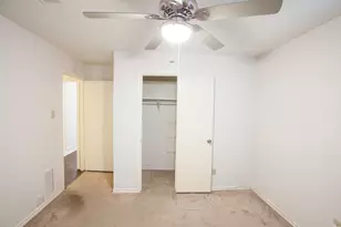 2025 Lorient Dr, Carrollton, TX 75007 - Photo 15