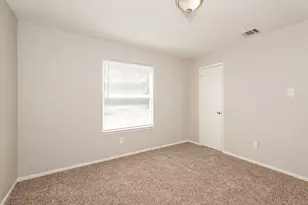 924 Kimbrough St, Fort Worth, TX 76108 - Photo 11